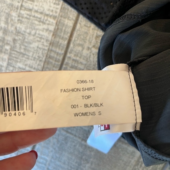 Spyder Womens Athletic Crop Top size: small - Picture 7 of 9